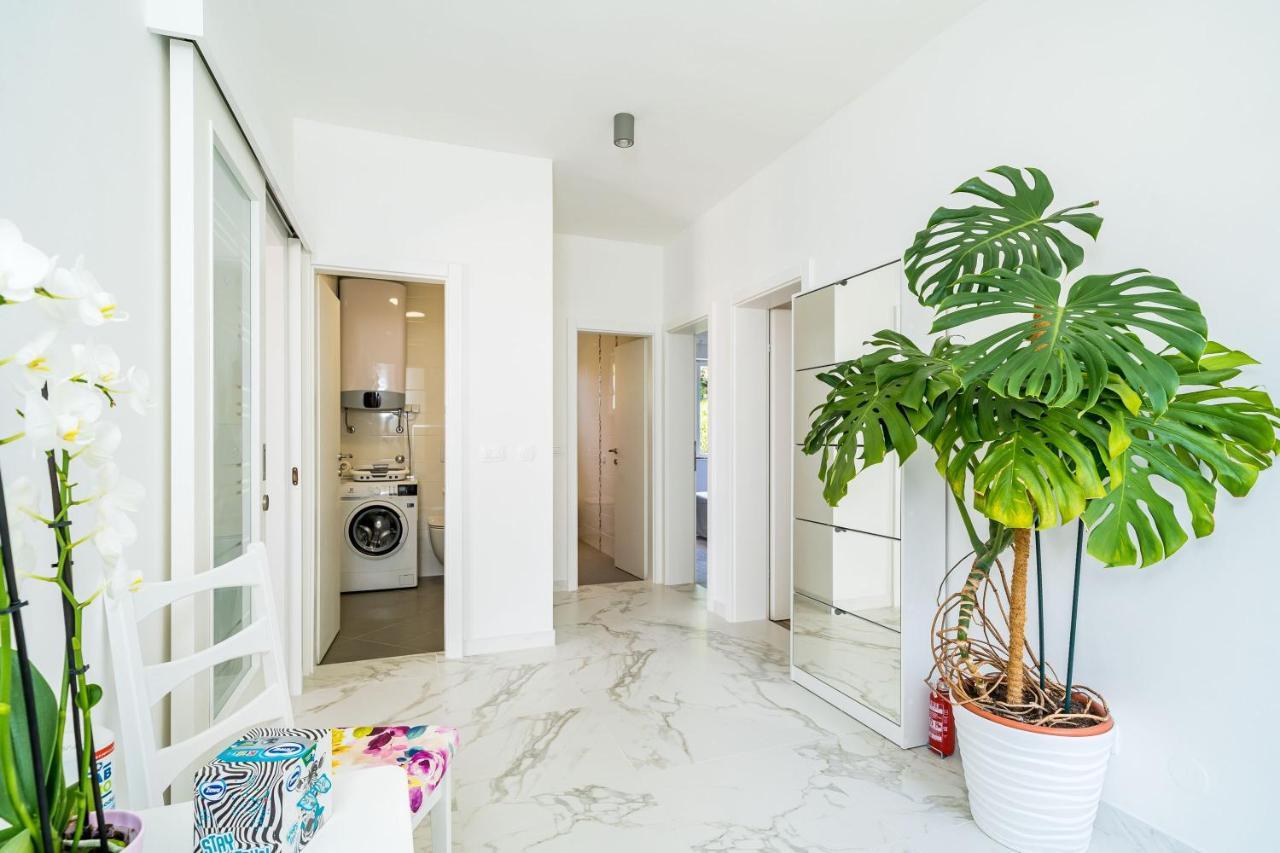 Nona'S Paradise Apartment - Free Parking ザトン エクステリア 写真